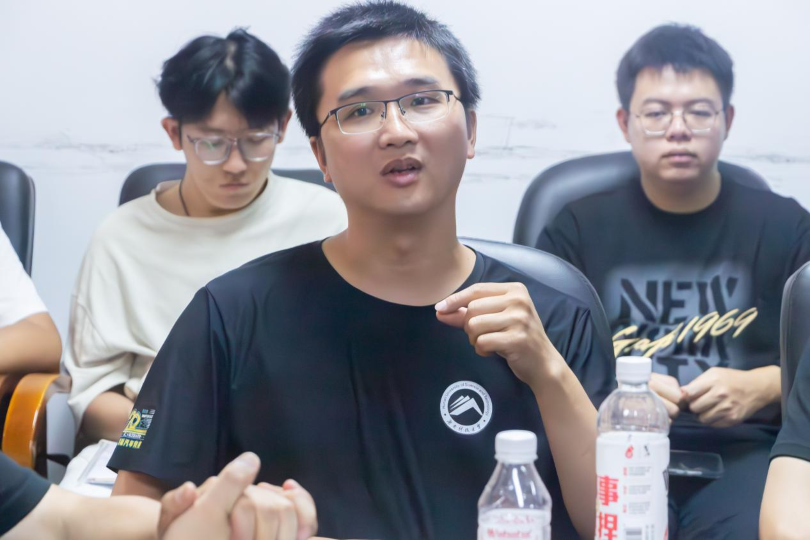 入学交流会图片2.png