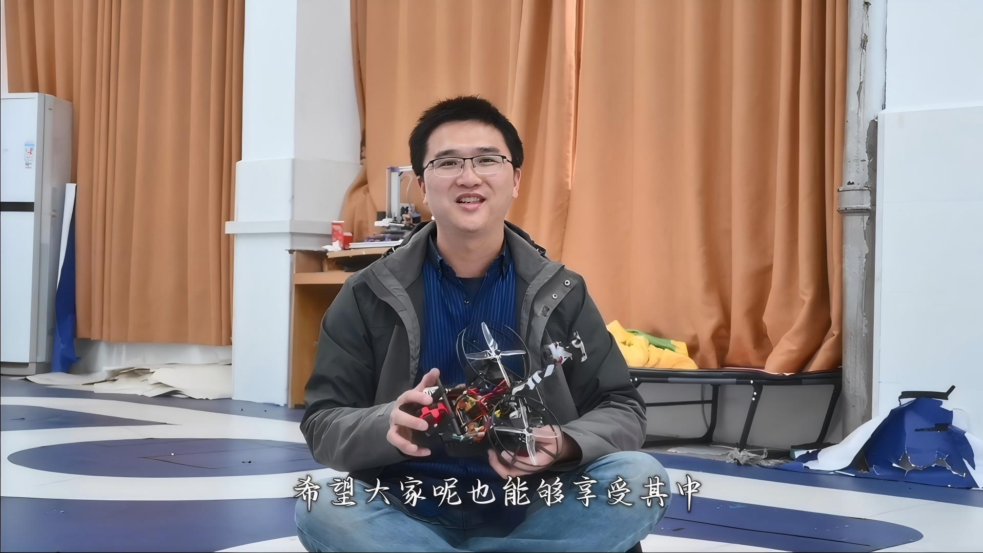 f132cc0eb04e489896aed8d8e190dab3.png 李沛1.png